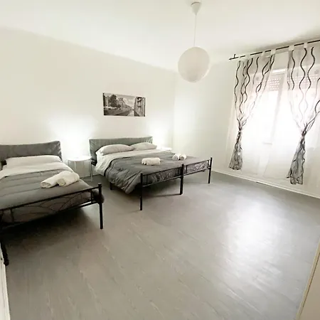 Apartment Giulia Per 6 Persone *