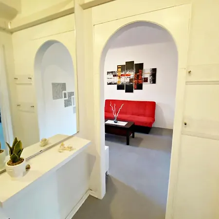 Apartment Giulia Per 6 Persone