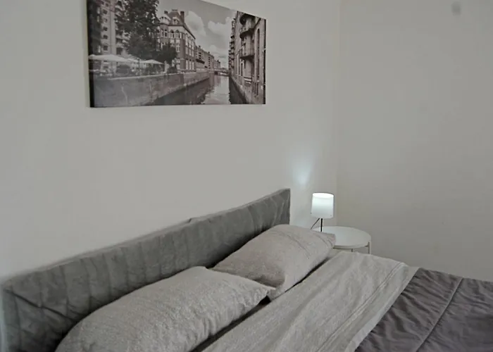 Apartment Giulia Per 6 Persone *