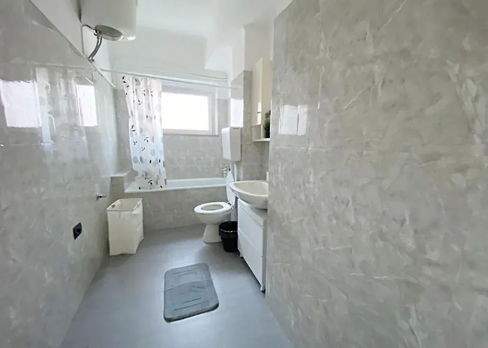 Apartment Giulia Per 6 Persone Monfalcone